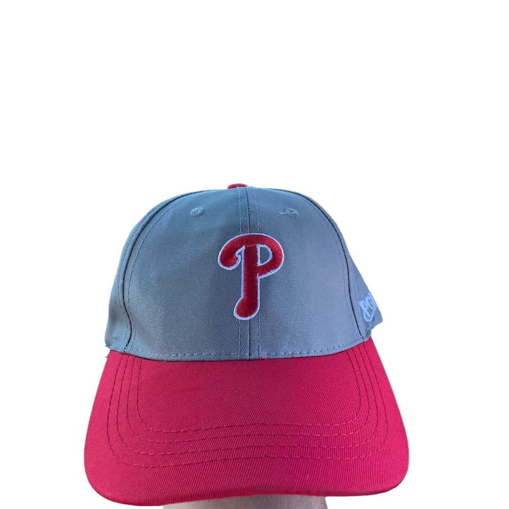 Adjustable Phillies hat